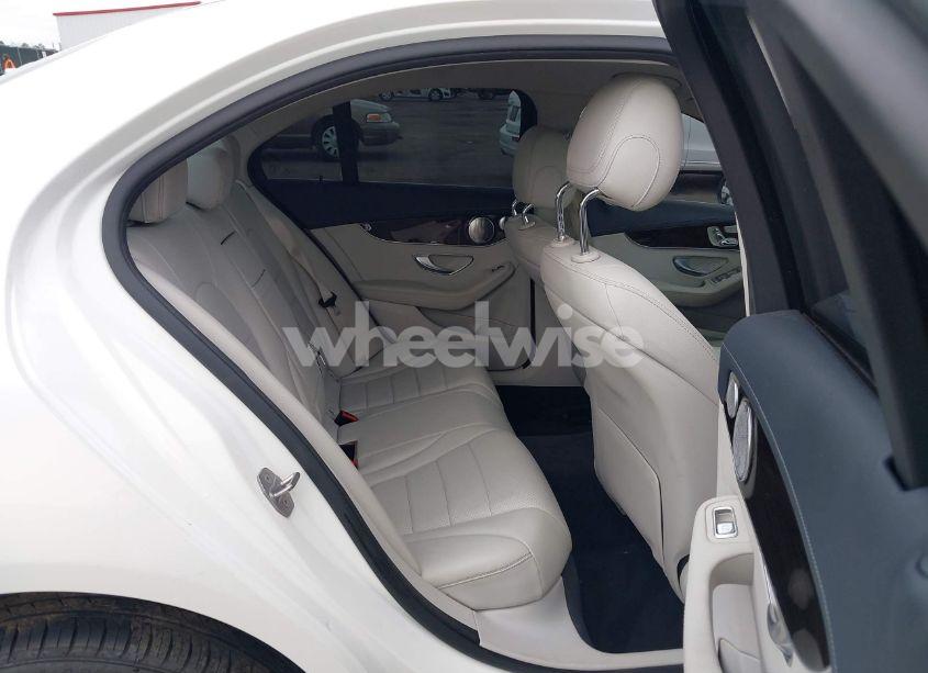 Photo 8 of 2017 Mercedes-benz C 300 4MATIC/LUXURY 4MATIC/SPORT 4MATIC (VIN 55SWF4KB8HU183111)