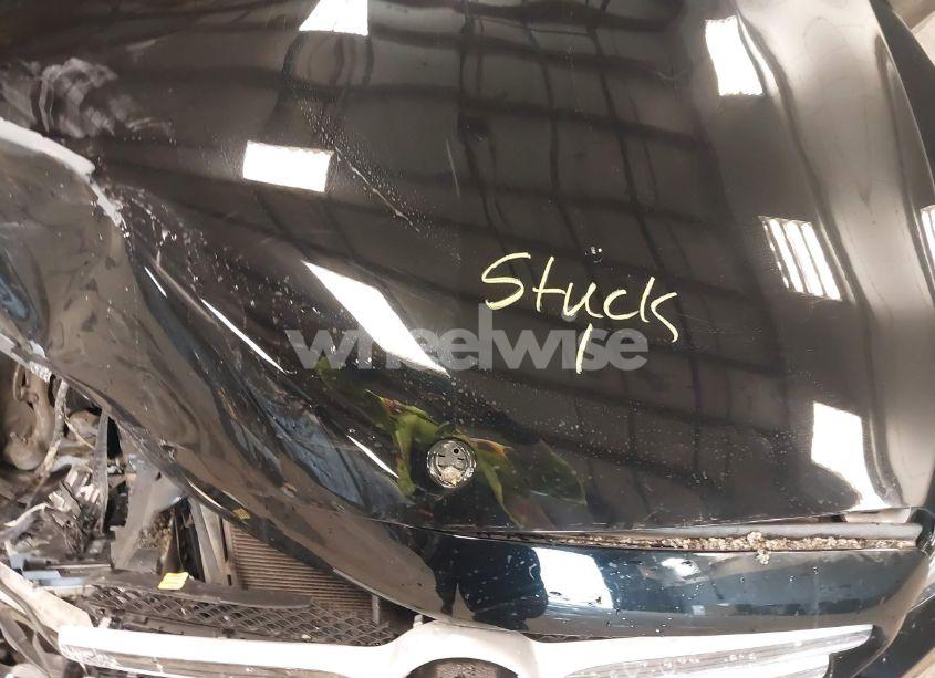 Photo 10 of 2017 Mercedes-benz C 300 4MATIC/LUXURY 4MATIC/SPORT 4MATIC (VIN 55SWF4KB8HU190821)