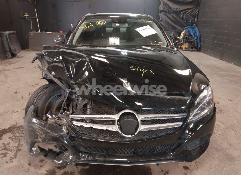 Photo 12 of 2017 Mercedes-benz C 300 4MATIC/LUXURY 4MATIC/SPORT 4MATIC (VIN 55SWF4KB8HU190821)