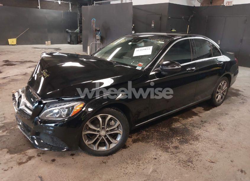 Photo 2 of 2017 Mercedes-benz C 300 4MATIC/LUXURY 4MATIC/SPORT 4MATIC (VIN 55SWF4KB8HU190821)