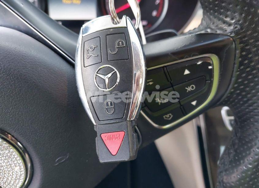 Photo 11 of 2017 Mercedes-benz C 300 4MATIC/LUXURY 4MATIC/SPORT 4MATIC (VIN 55SWF4KB8HU222442)