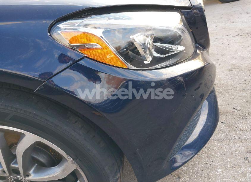 Photo 6 of 2017 Mercedes-benz C 300 4MATIC/LUXURY 4MATIC/SPORT 4MATIC (VIN 55SWF4KB8HU222442)