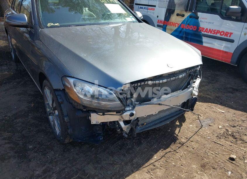 Photo 6 of 2018 Mercedes-benz C 300 4MATIC (VIN 55SWF4KB8JU275096)