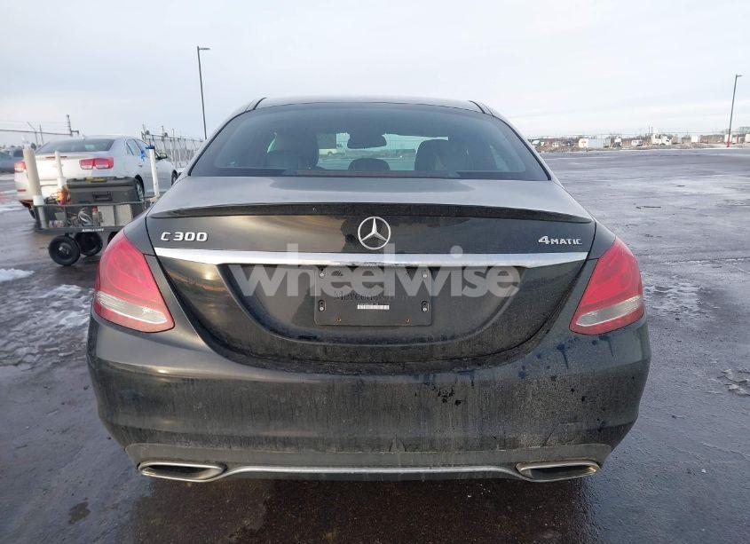 Photo 16 of 2018 Mercedes-benz C 300 4MATIC (VIN 55SWF4KB8JU281738)