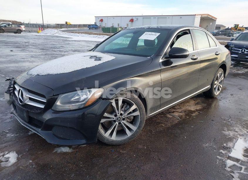 Photo 2 of 2018 Mercedes-benz C 300 4MATIC (VIN 55SWF4KB8JU281738)