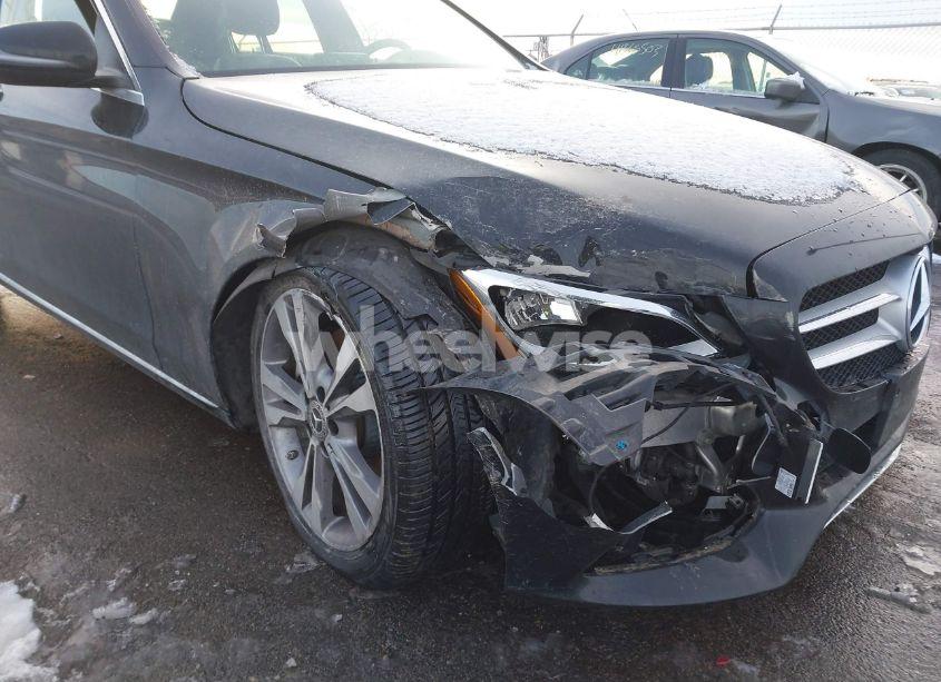 Photo 6 of 2018 Mercedes-benz C 300 4MATIC (VIN 55SWF4KB8JU281738)