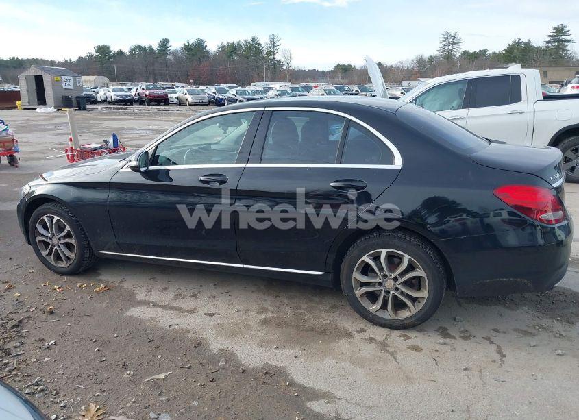 Photo 14 of 2015 Mercedes-benz C 300 4MATIC/LUXURY 4MATIC/SPORT 4MATIC (VIN 55SWF4KB9FU017130)