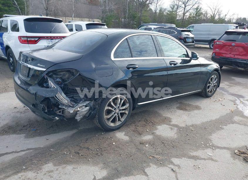 Photo 4 of 2015 Mercedes-benz C 300 4MATIC/LUXURY 4MATIC/SPORT 4MATIC (VIN 55SWF4KB9FU017130)