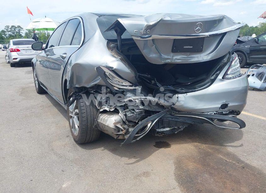 Photo 6 of 2015 Mercedes-benz C 300 4MATIC/LUXURY 4MATIC/SPORT 4MATIC (VIN 55SWF4KB9FU023350)