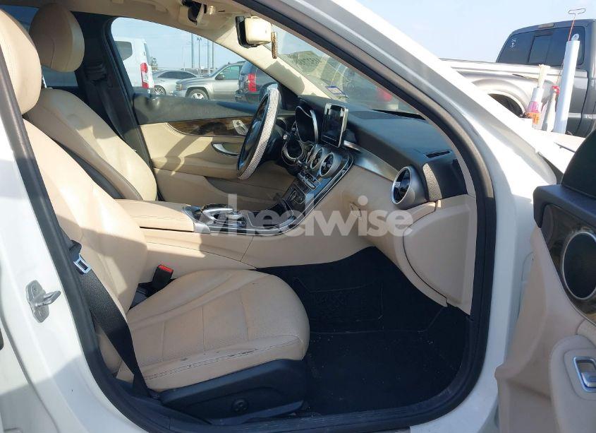 Photo 5 of 2015 Mercedes-benz C 300 4MATIC/LUXURY 4MATIC/SPORT 4MATIC (VIN 55SWF4KB9FU024790)