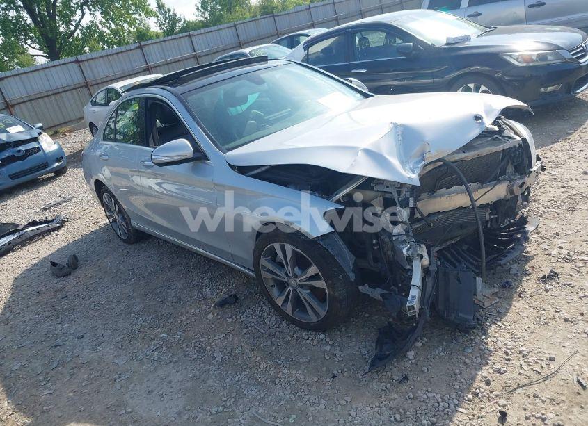 2015 Mercedes-benz C 300 4MATIC/LUXURY 4MATIC/SPORT 4MATIC (VIN 55SWF4KB9FU030749) main photo