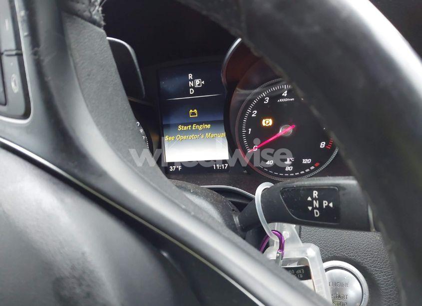 Photo 14 of 2015 Mercedes-benz C 300 4MATIC/LUXURY 4MATIC/SPORT 4MATIC (VIN 55SWF4KB9FU079627)