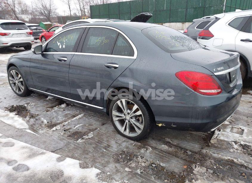 Photo 3 of 2015 Mercedes-benz C 300 4MATIC/LUXURY 4MATIC/SPORT 4MATIC (VIN 55SWF4KB9FU079627)