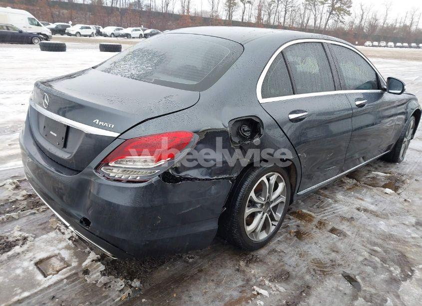 Photo 4 of 2015 Mercedes-benz C 300 4MATIC/LUXURY 4MATIC/SPORT 4MATIC (VIN 55SWF4KB9FU079627)