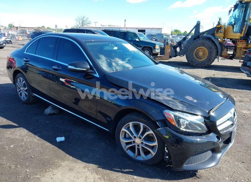 2015 Mercedes-benz C 300 4MATIC/LUXURY 4MATIC/SPORT 4MATIC (VIN 55SWF4KB9FU080101) main photo