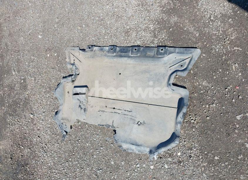 Photo 12 of 2015 Mercedes-benz C 300 4MATIC/LUXURY 4MATIC/SPORT 4MATIC (VIN 55SWF4KB9FU080101)