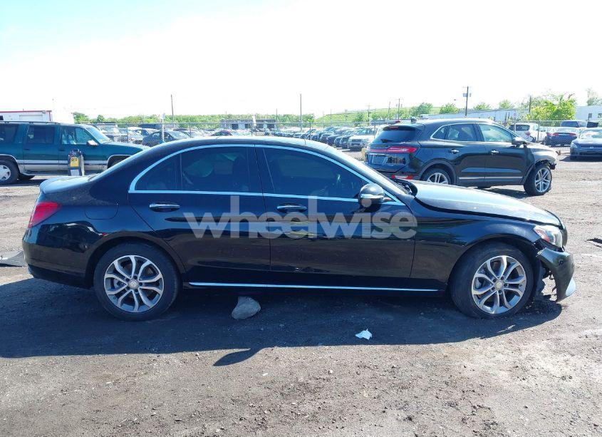 Photo 14 of 2015 Mercedes-benz C 300 4MATIC/LUXURY 4MATIC/SPORT 4MATIC (VIN 55SWF4KB9FU080101)