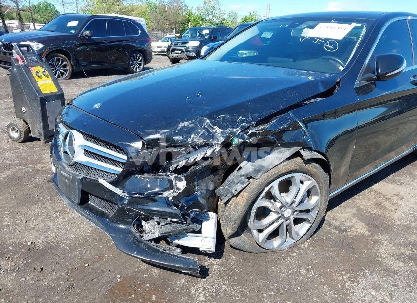 Photo 6 of 2015 Mercedes-benz C 300 4MATIC/LUXURY 4MATIC/SPORT 4MATIC (VIN 55SWF4KB9FU080101)