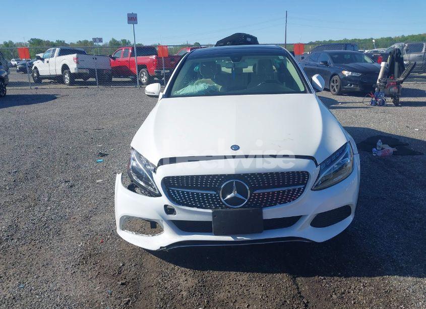 Photo 12 of 2016 Mercedes-benz C 300 4MATIC/LUXURY 4MATIC/SPORT 4MATIC (VIN 55SWF4KB9GU110165)