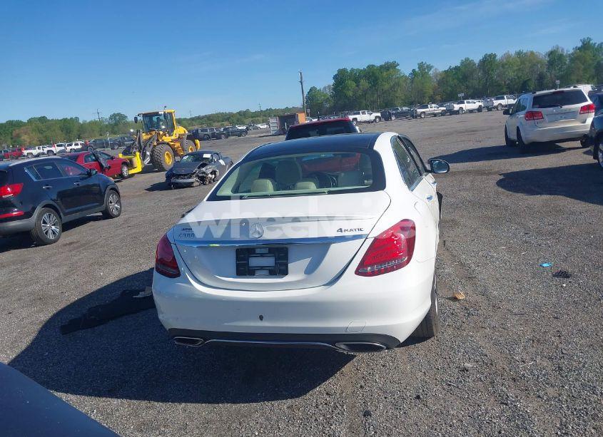 Photo 16 of 2016 Mercedes-benz C 300 4MATIC/LUXURY 4MATIC/SPORT 4MATIC (VIN 55SWF4KB9GU110165)