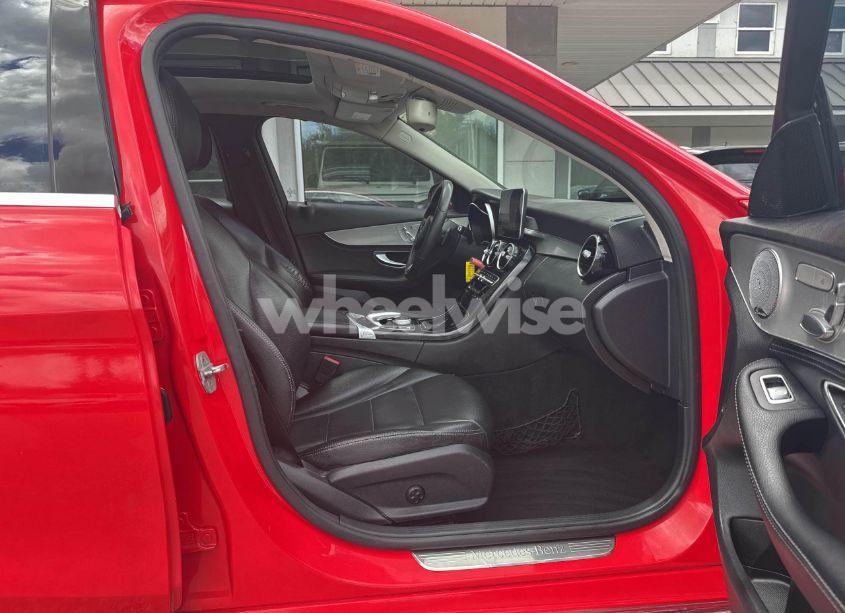 Photo 5 of 2016 Mercedes-benz C 300 4MATIC (VIN 55SWF4KB9GU114622)