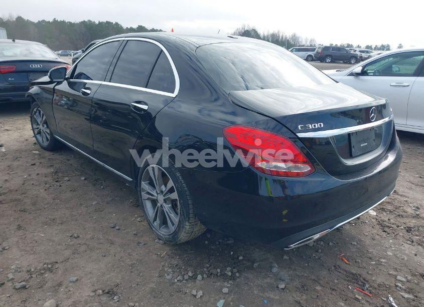 Photo 3 of 2016 Mercedes-benz C 300 4MATIC/LUXURY 4MATIC/SPORT 4MATIC (VIN 55SWF4KB9GU136524)