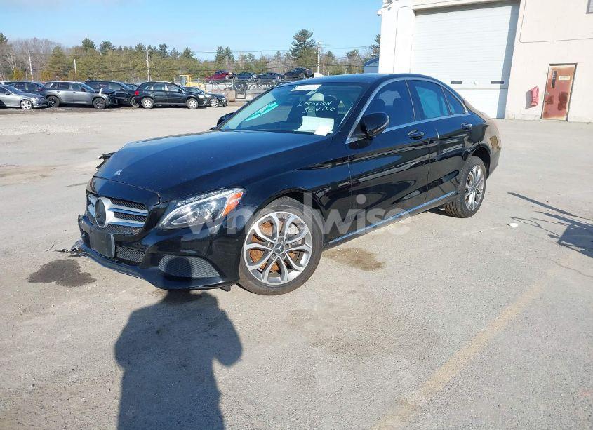 Photo 2 of 2016 Mercedes-benz C 300 4MATIC/LUXURY 4MATIC/SPORT 4MATIC (VIN 55SWF4KB9GU141545)