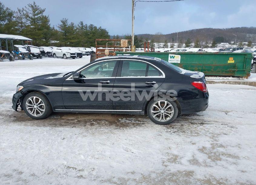 Photo 14 of 2017 Mercedes-benz C 300 4MATIC/LUXURY 4MATIC/SPORT 4MATIC (VIN 55SWF4KB9HU193114)
