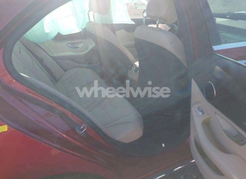 Photo 8 of 2017 Mercedes-benz C 300 4MATIC/LUXURY 4MATIC/SPORT 4MATIC (VIN 55SWF4KB9HU193324)