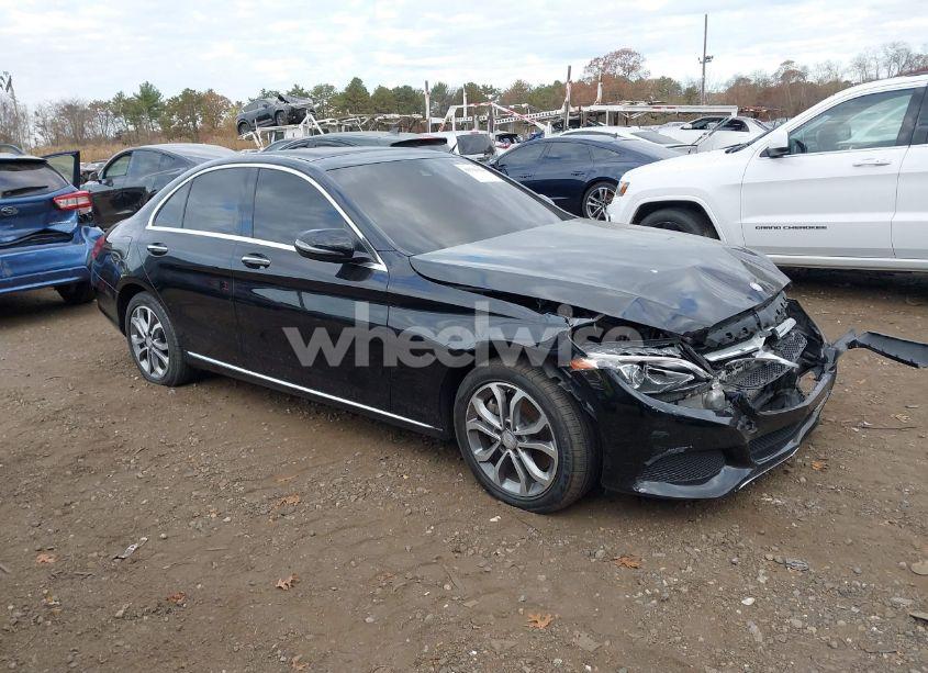 2017 Mercedes-benz C 300 4MATIC/LUXURY 4MATIC/SPORT 4MATIC (VIN 55SWF4KB9HU203236) main photo