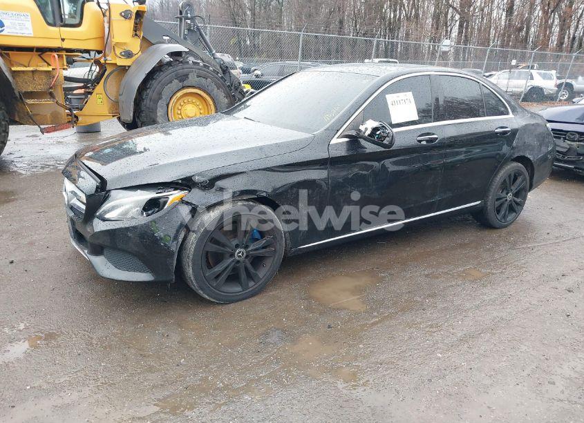 Photo 2 of 2018 Mercedes-benz C 300 4MATIC (VIN 55SWF4KB9JU243063)