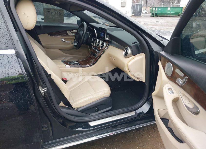 Photo 5 of 2018 Mercedes-benz C 300 4MATIC (VIN 55SWF4KB9JU243063)