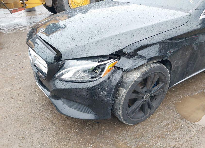 Photo 6 of 2018 Mercedes-benz C 300 4MATIC (VIN 55SWF4KB9JU243063)