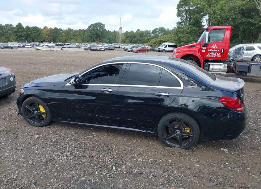 Photo 14 of 2018 Mercedes-benz C 300 4MATIC (VIN 55SWF4KB9JU244309)