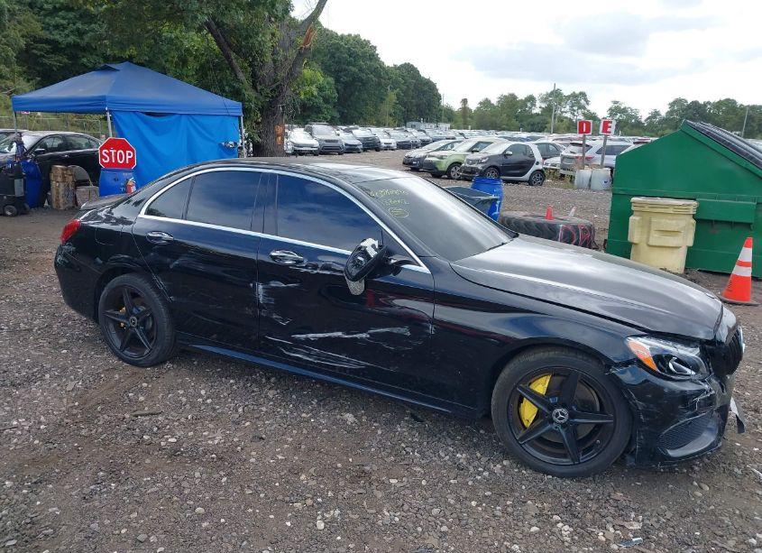 Photo 6 of 2018 Mercedes-benz C 300 4MATIC (VIN 55SWF4KB9JU244309)