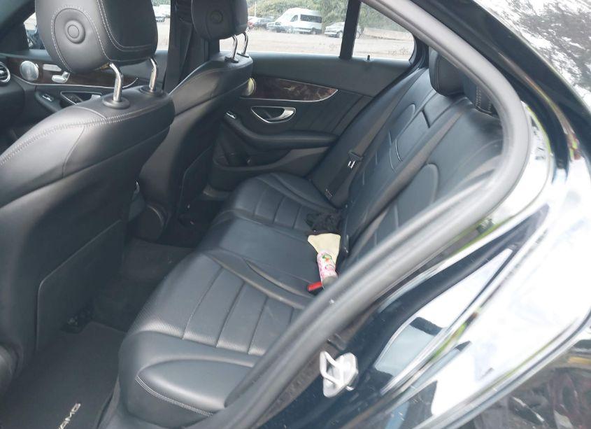 Photo 8 of 2018 Mercedes-benz C 300 4MATIC (VIN 55SWF4KB9JU244309)