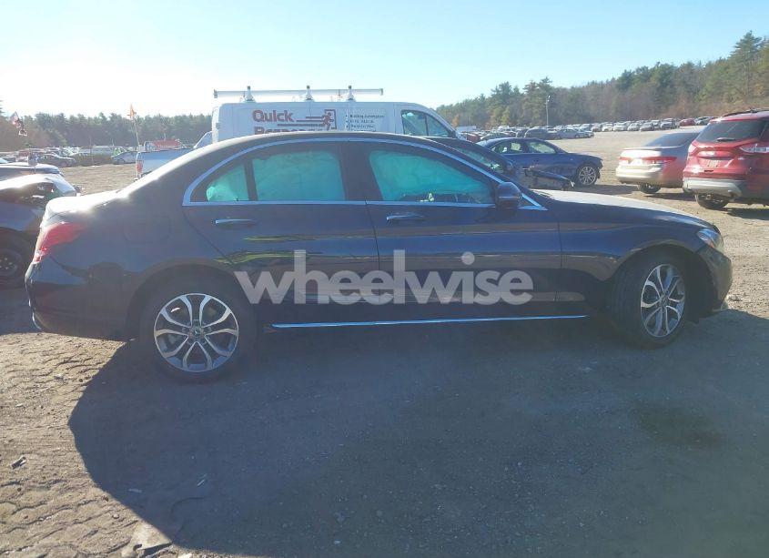 Photo 13 of 2018 Mercedes-benz C 300 4MATIC (VIN 55SWF4KB9JU260025)