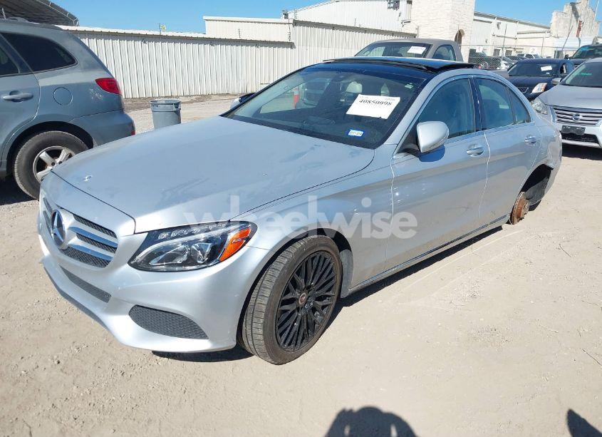 Photo 2 of 2015 Mercedes-benz C 300 4MATIC/LUXURY 4MATIC/SPORT 4MATIC (VIN 55SWF4KBXFU000546)