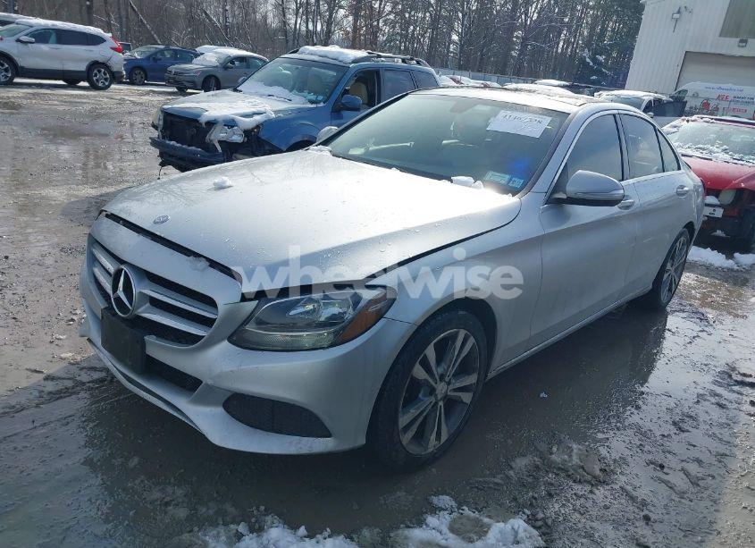 Photo 2 of 2015 Mercedes-benz C 300 4MATIC/LUXURY 4MATIC/SPORT 4MATIC (VIN 55SWF4KBXFU001549)