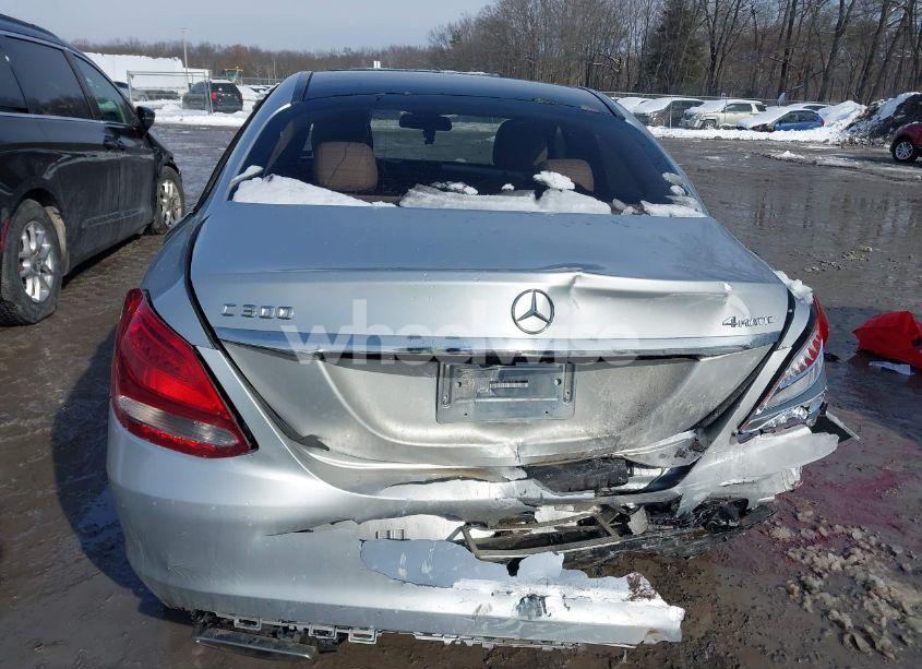 Photo 6 of 2015 Mercedes-benz C 300 4MATIC/LUXURY 4MATIC/SPORT 4MATIC (VIN 55SWF4KBXFU001549)