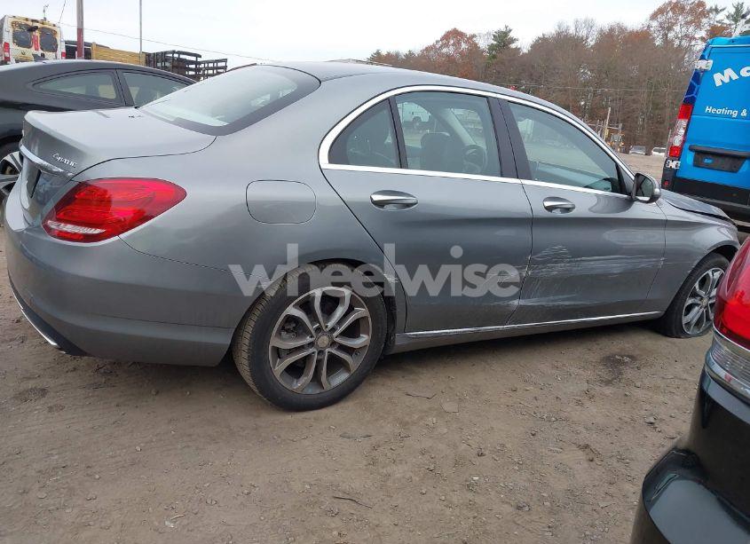 Photo 14 of 2015 Mercedes-benz C 300 4MATIC/LUXURY 4MATIC/SPORT 4MATIC (VIN 55SWF4KBXFU009229)