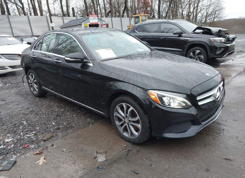 2015 Mercedes-benz C 300 4MATIC/LUXURY 4MATIC/SPORT 4MATIC (VIN 55SWF4KBXFU029805) main photo