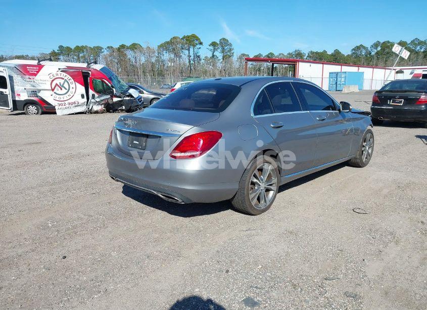 Photo 4 of 2015 Mercedes-benz C 300 4MATIC/LUXURY 4MATIC/SPORT 4MATIC (VIN 55SWF4KBXFU035765)