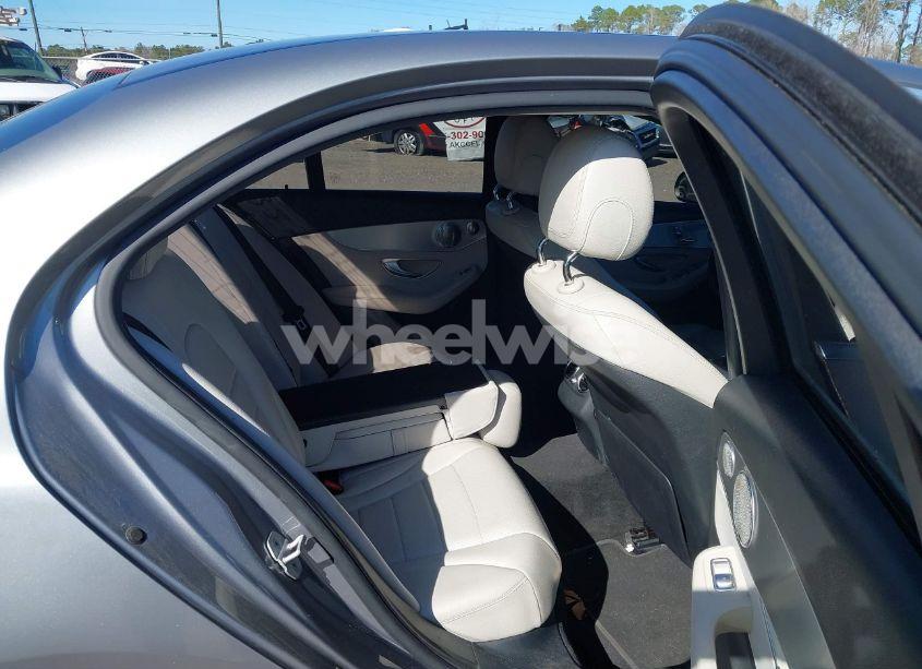 Photo 8 of 2015 Mercedes-benz C 300 4MATIC/LUXURY 4MATIC/SPORT 4MATIC (VIN 55SWF4KBXFU035765)