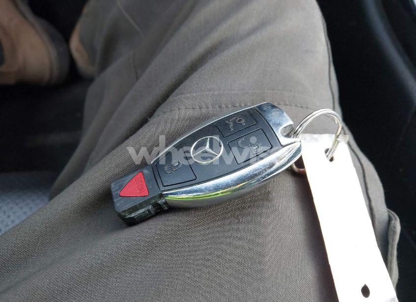 Photo 11 of 2015 Mercedes-benz C 300 4MATIC/LUXURY 4MATIC/SPORT 4MATIC (VIN 55SWF4KBXFU077028)