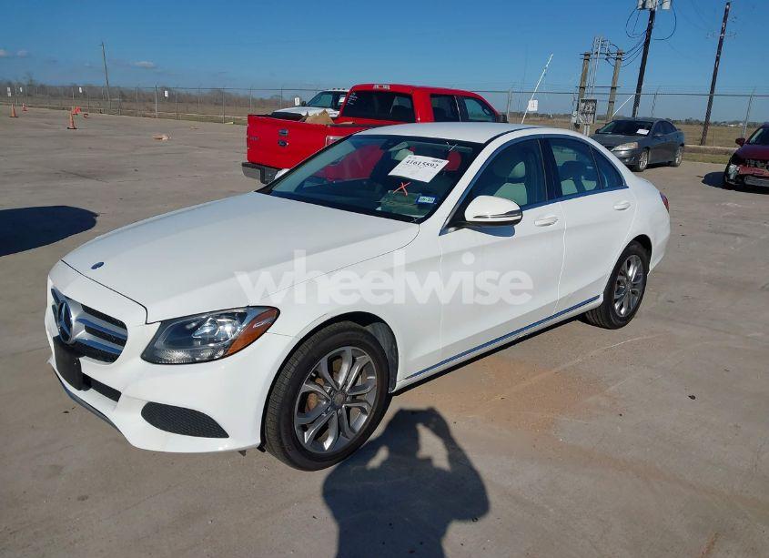 Photo 2 of 2016 Mercedes-benz C 300 4MATIC/LUXURY 4MATIC/SPORT 4MATIC (VIN 55SWF4KBXGU103256)