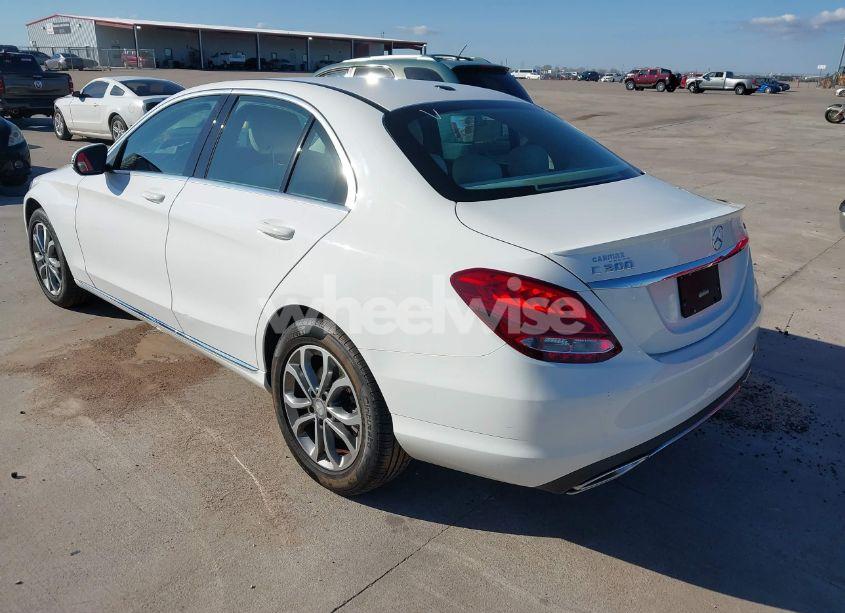 Photo 3 of 2016 Mercedes-benz C 300 4MATIC/LUXURY 4MATIC/SPORT 4MATIC (VIN 55SWF4KBXGU103256)
