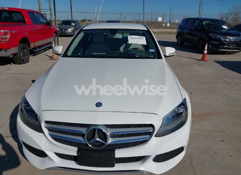 Photo 6 of 2016 Mercedes-benz C 300 4MATIC/LUXURY 4MATIC/SPORT 4MATIC (VIN 55SWF4KBXGU103256)