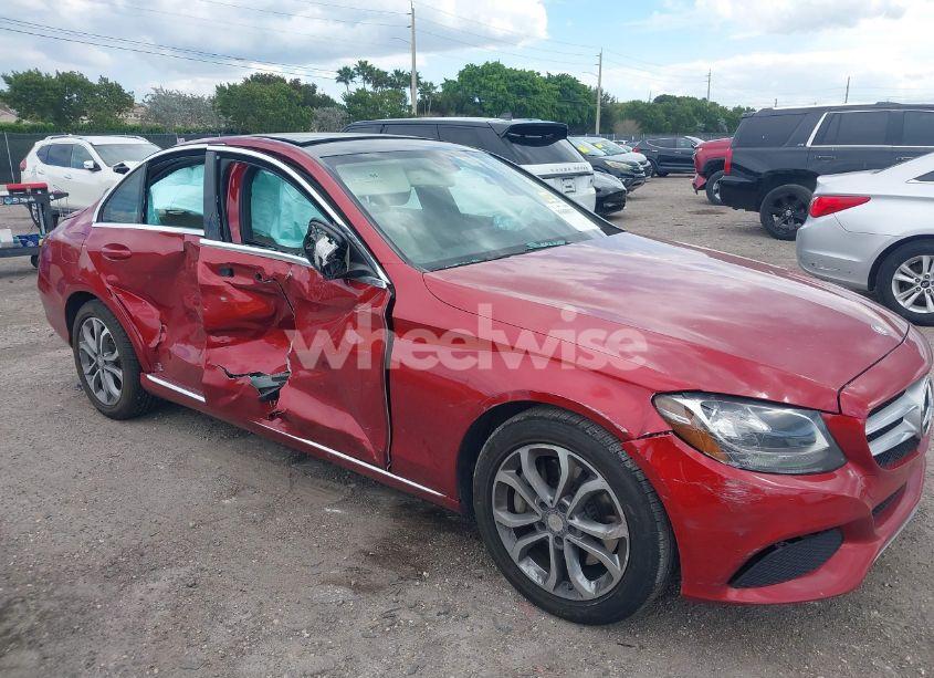 2016 Mercedes-benz C 300 4MATIC/LUXURY 4MATIC/SPORT 4MATIC (VIN 55SWF4KBXGU105783) main photo