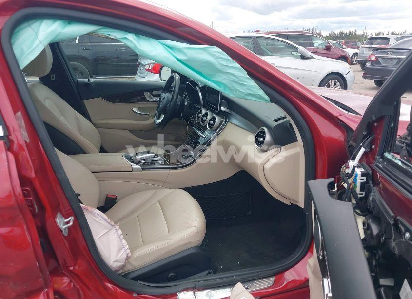 Photo 5 of 2016 Mercedes-benz C 300 4MATIC/LUXURY 4MATIC/SPORT 4MATIC (VIN 55SWF4KBXGU105783)